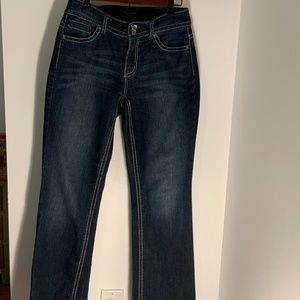 Nine West jeans with embroiled pockets size 6